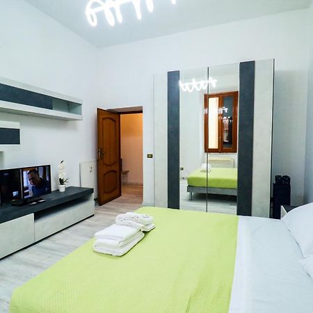 Casa Angelina - Appartamento Zona Sangiovanni Рим Экстерьер фото